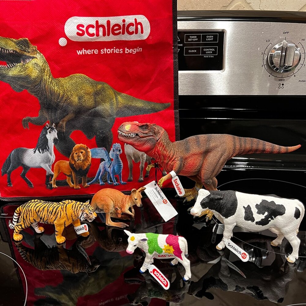 Schleich: DT-Rex Dinosaur, Kangaroo, Tiger, Cow and Calf